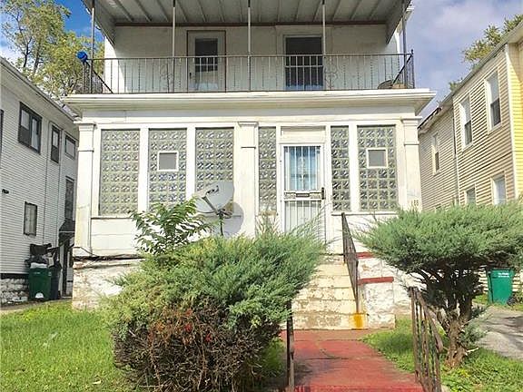 2nd image of 188 E Delavan Ave