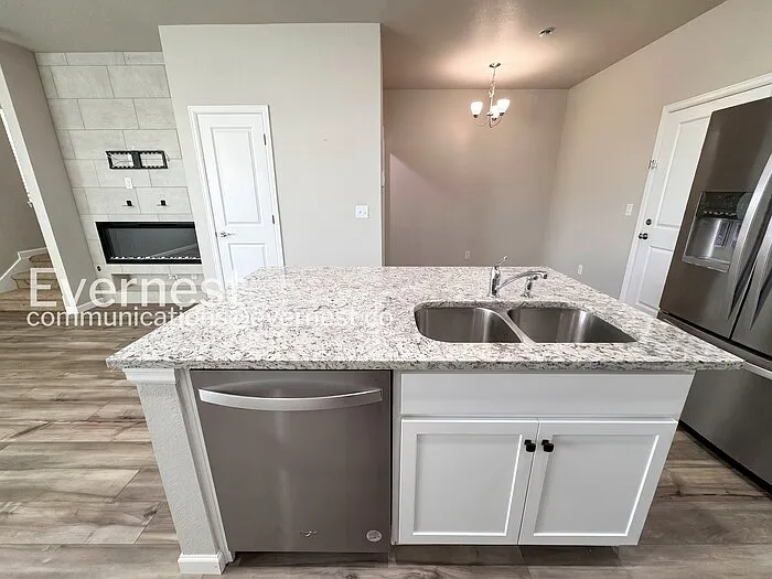 12492 Childers St — Photo 5