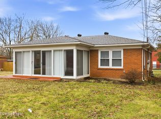 2115 Lower Hunters Trce, Louisville, KY 40216