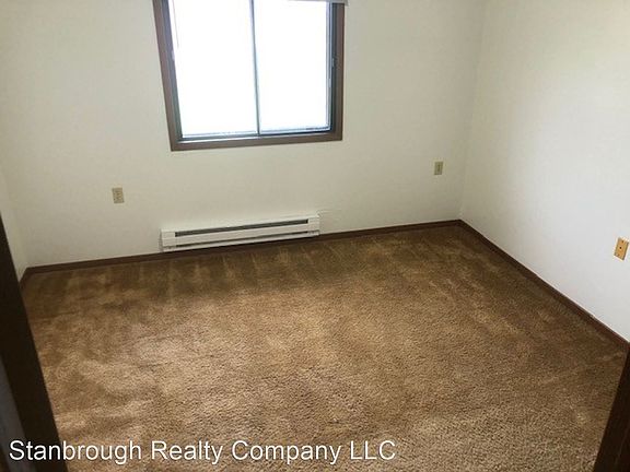5th image of 1598 Linden St #12