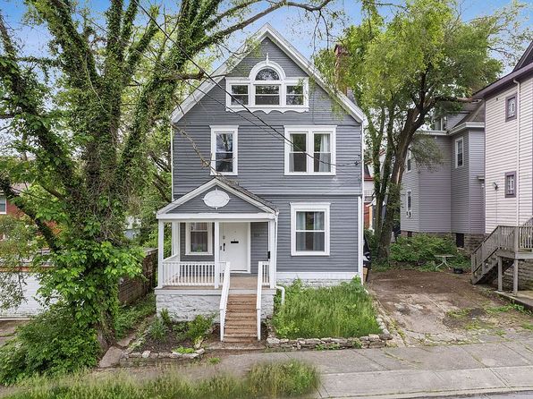 321 Helen St
