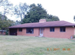 1030 Renown Rd, Dayton, OH 45430