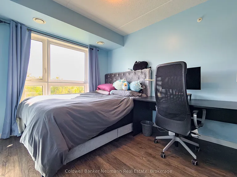 25 Kay Cres #212 — Photo 10