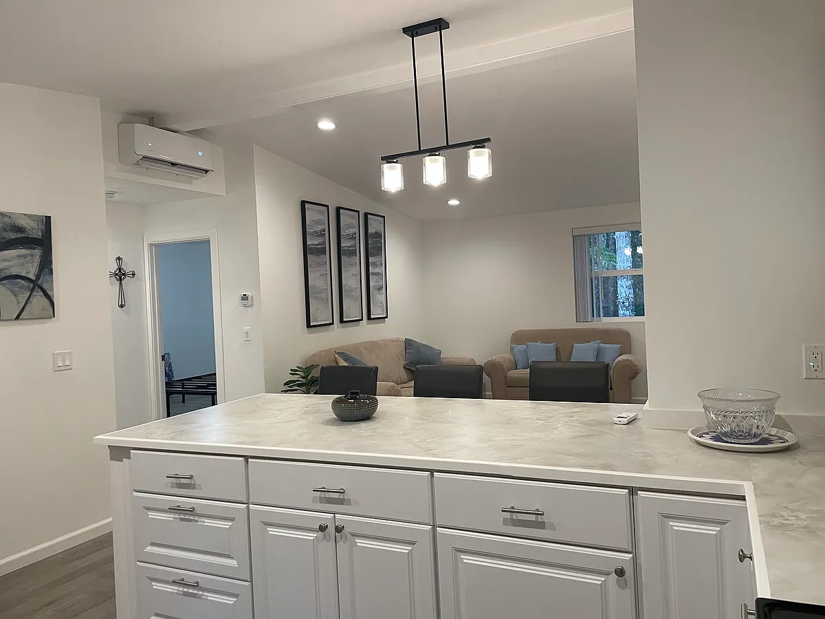 Building Photo - Sagebrush Ln NW