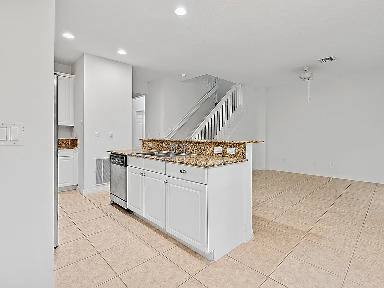 The Enclave at St. Lucie West — Photo 23