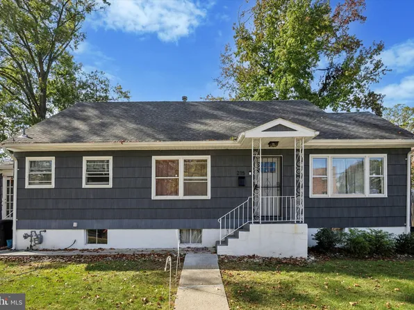 215 Stacey Ave, Trenton, NJ 08618