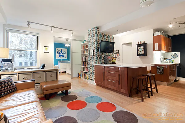 Sold by aptsandlofts.com | media 7