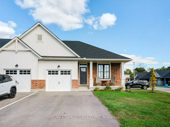 102 Livingston Dr, Tillsonburg, ON N4G 0J3