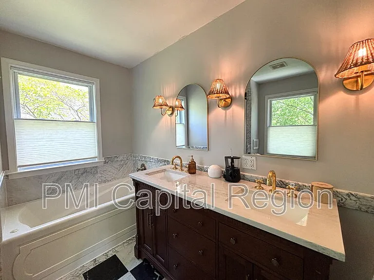9608 Page Ave — Photo 20
