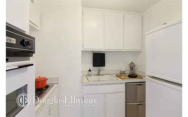 Sold by Douglas Elliman | media 4