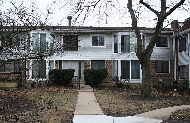 1st image of 2800 Mitchell Dr APT 5