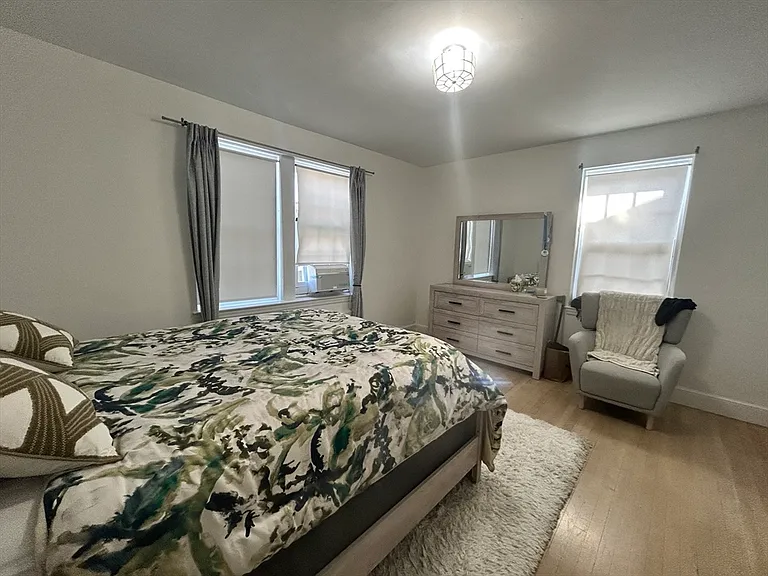 31 Park St #6 — Photo 11