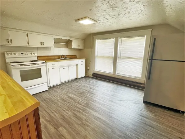 2304 E 5th Ave APT 2, Knoxville, TN 37917
