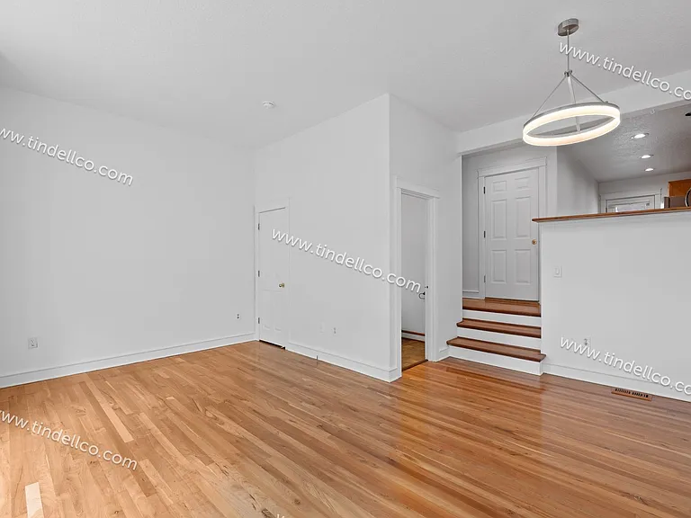 3140 NE 103rd Pl — Photo 3