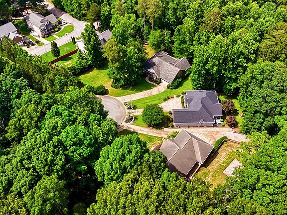 4th image of 313 Serenity Ct
