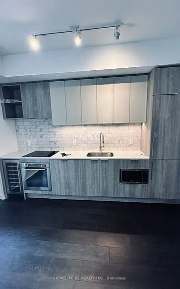 2020 Bathurst St #1101 — Photo 19