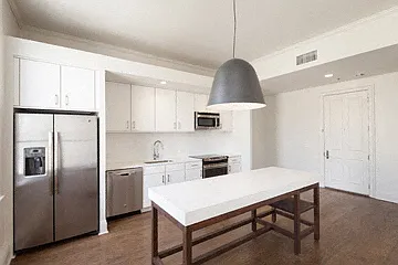 Floor plan 208