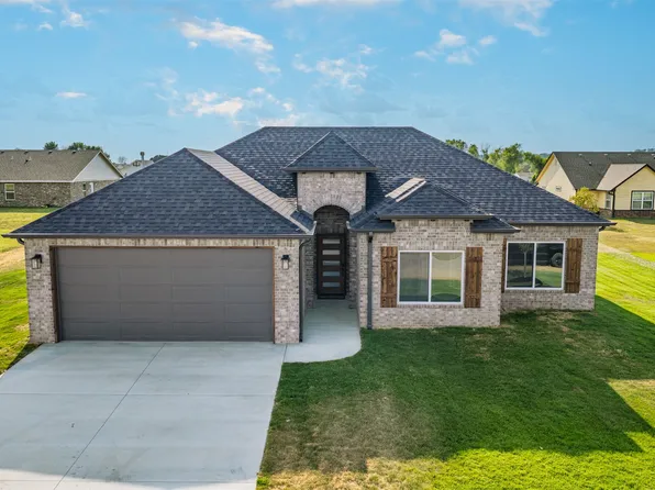 5852 Bluestem Way, Chelsea, OK 74016