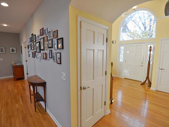 5th image of 5535 Caplestone Ln