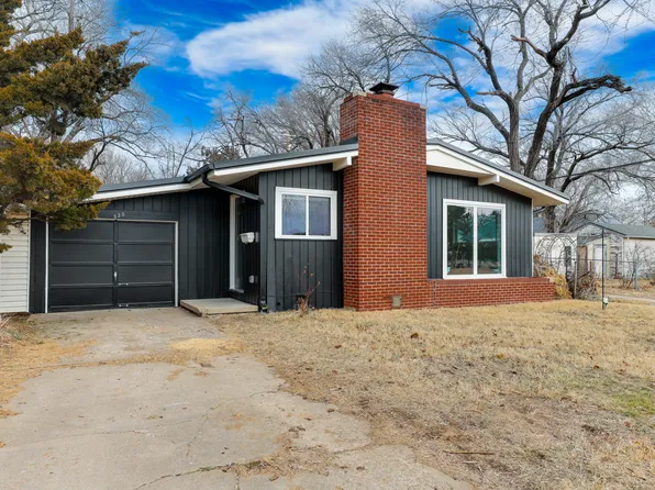 520 E 12th Ave, Augusta, KS 67010
