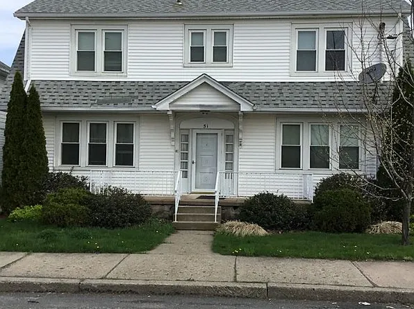 51 E Market St, Tresckow, PA 18254