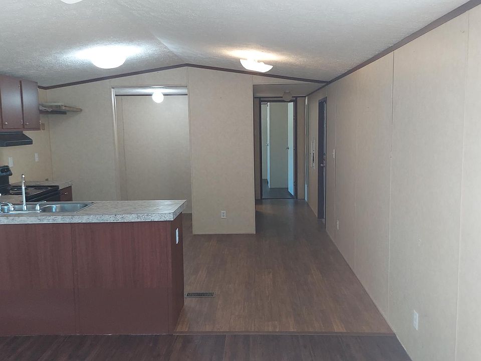 1st image of 515 N 4th St