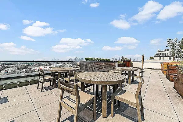 Rented by Mammon Realty Inc | media 17