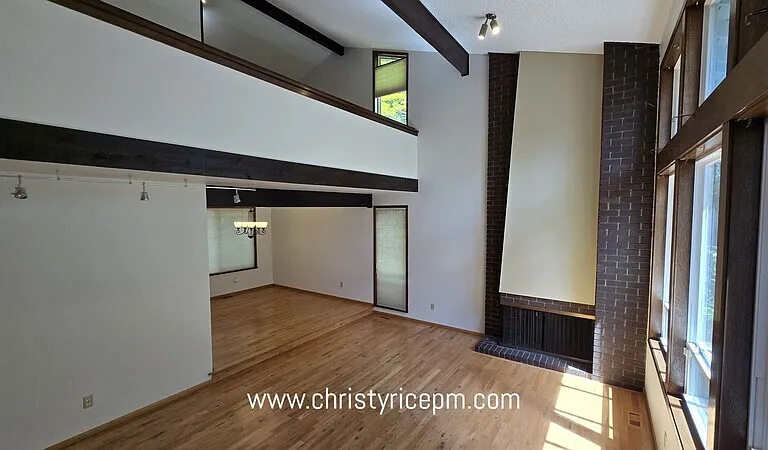 15406 SE 46th Way — Photo 7