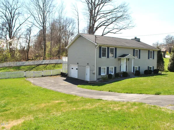 3109 Buckingham Dr, Johnson City, TN 37604