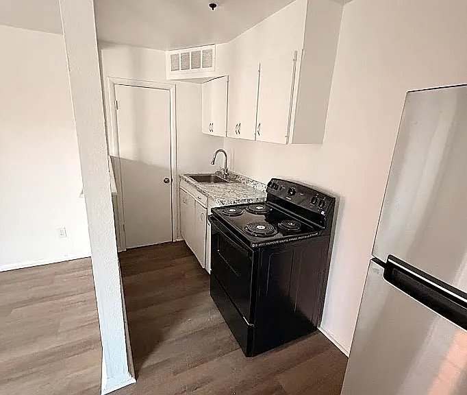 2301 NW 18th St #2 — Photo 11