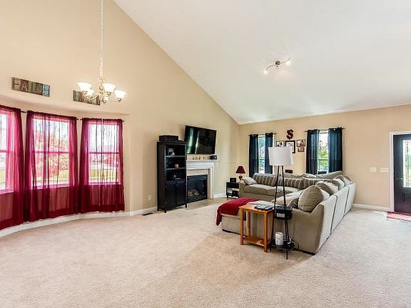 4th image of 5902 Tully Cross Dr