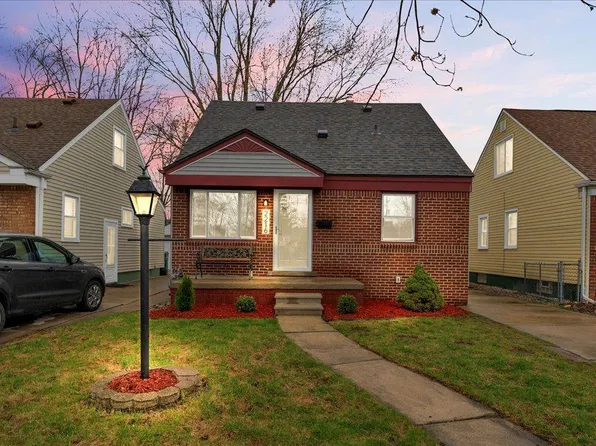 2216 Regina Ave, Lincoln Park, MI 48146