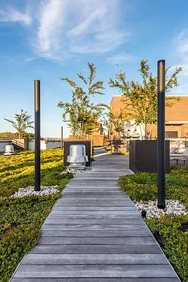 Rented by Nooklyn NYC LLC | media 53