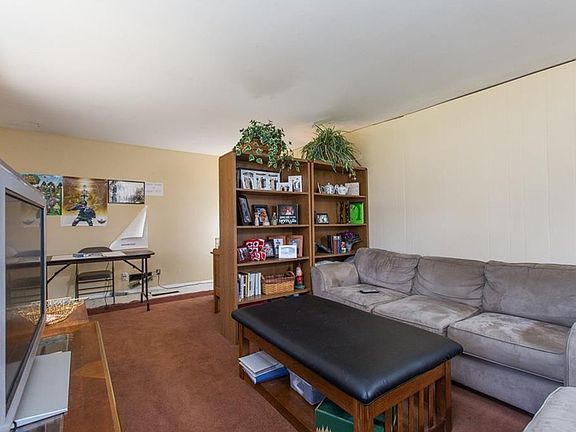 4th image of 9876 Chambray Dr