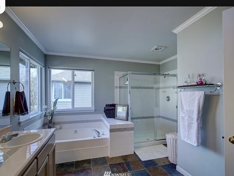 7814 NE 147th St — Photo 17