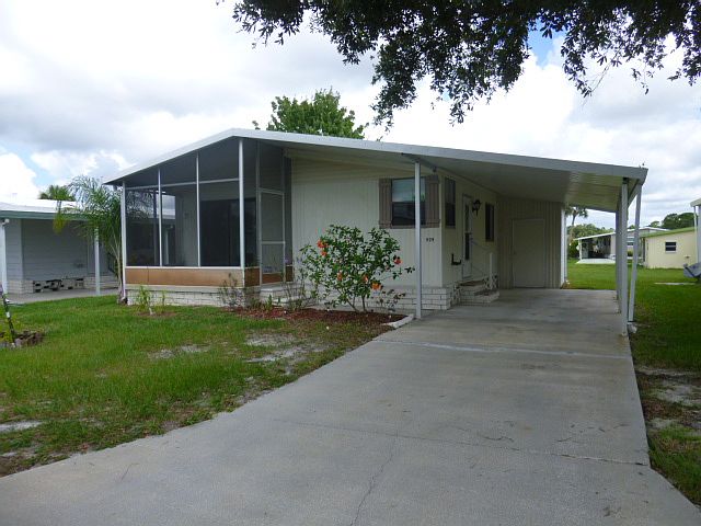 1st image of 8775 20th Street #909