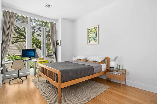 Rented by Corcoran | media 15