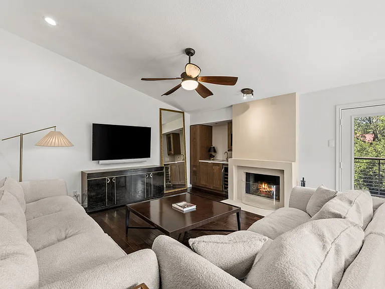 6124 Summer Creek Cir — Photo 12