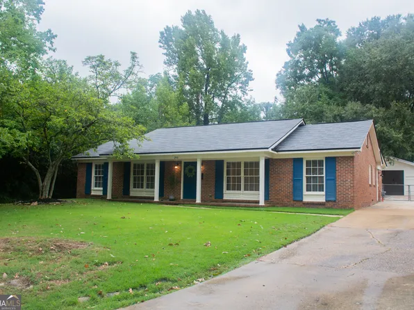 2113 Devonshire Dr, Columbus, GA 31904