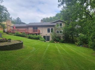 13 Homestead Ct, Madison, WI 53711
