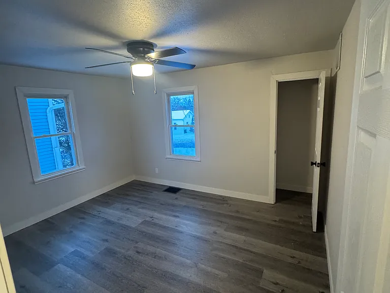306 N 10th Ave — Photo 10