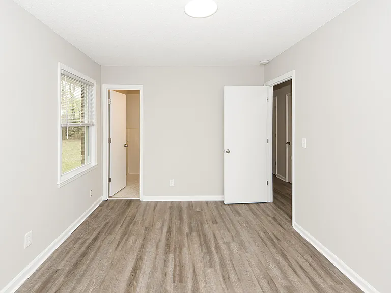 11 Kenilworth Rd — Photo 13