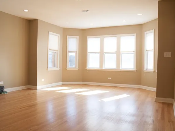 6304 N Claremont Ave APT 2, Chicago, IL 60659