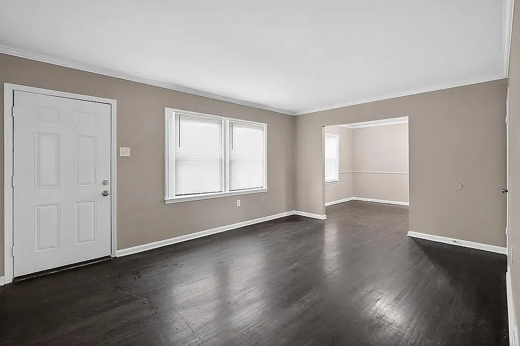 2970 Manndale Dr — Photo 4
