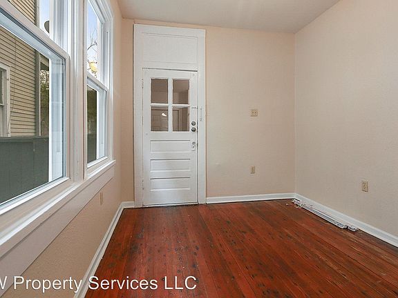 5th image of 3508 Banks St