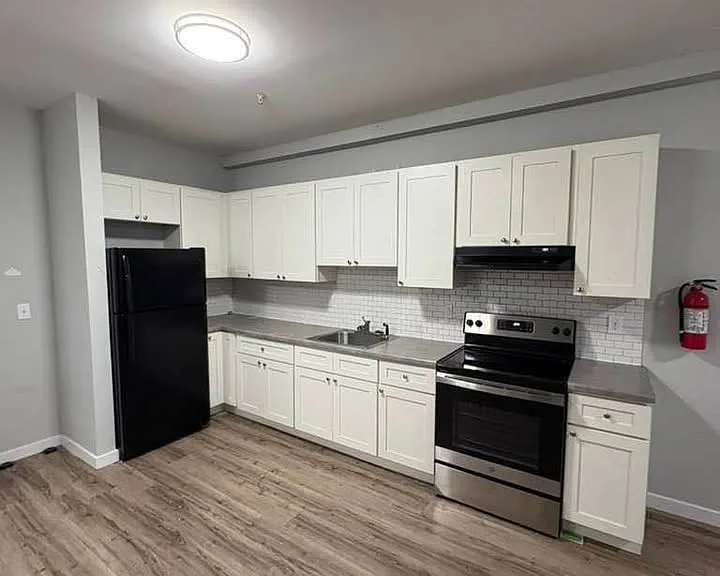 146 Hamilton Ave #103 — Photo 4
