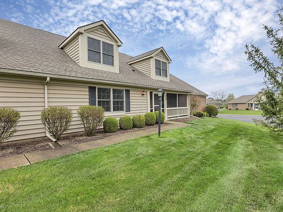3rd image of 568 Richmond Dr