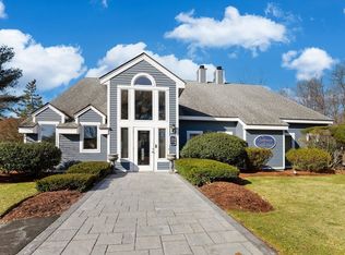 1100 Salem St APT 9, Lynnfield, MA 01940