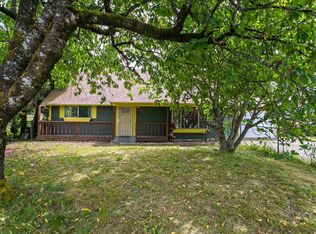 820 SW 14th St, Troutdale, OR 97060
