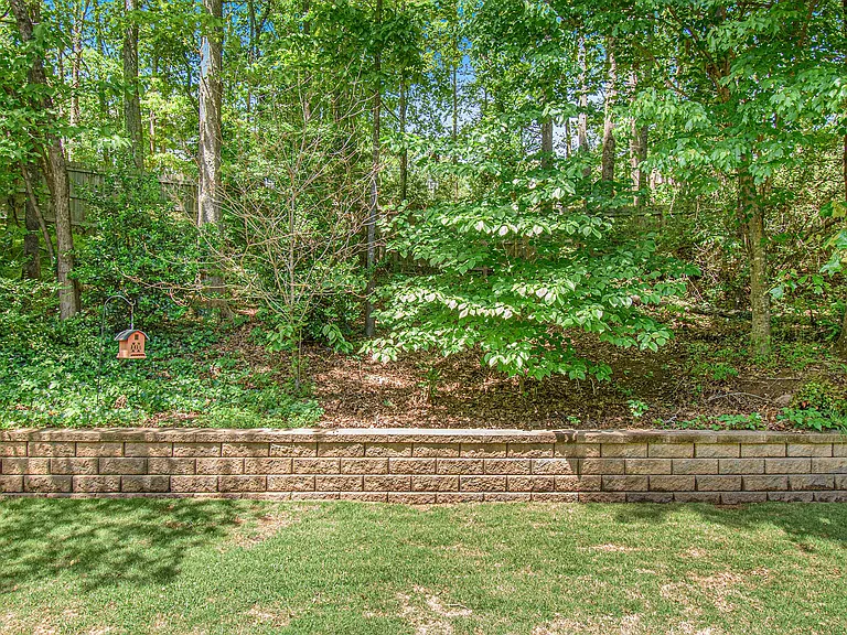 125 Stoney Creek Pkwy — Photo 8
